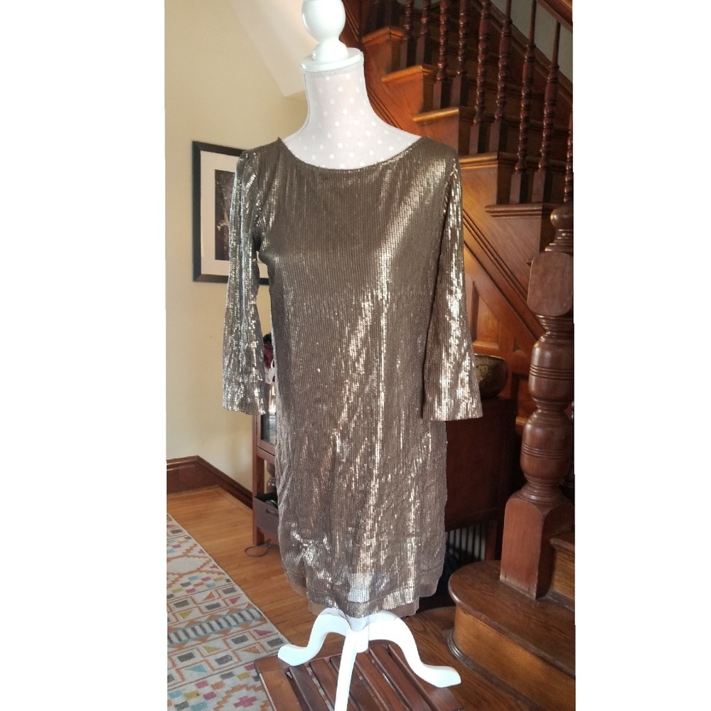 Sparkly gold sequined party dress!